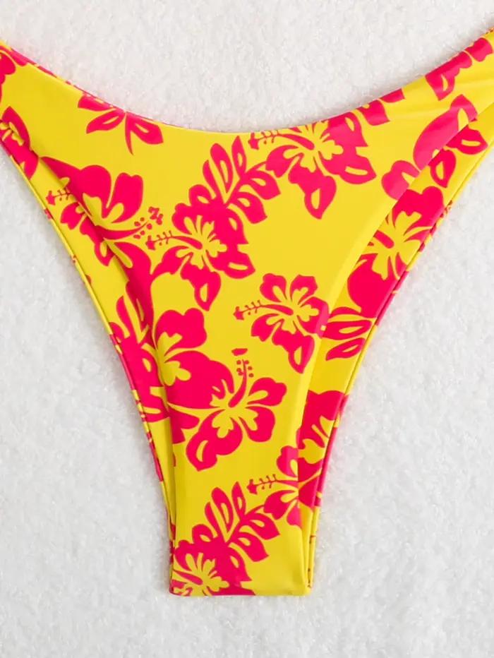 Maillot de bain 2 pièces imprimé floral rétro