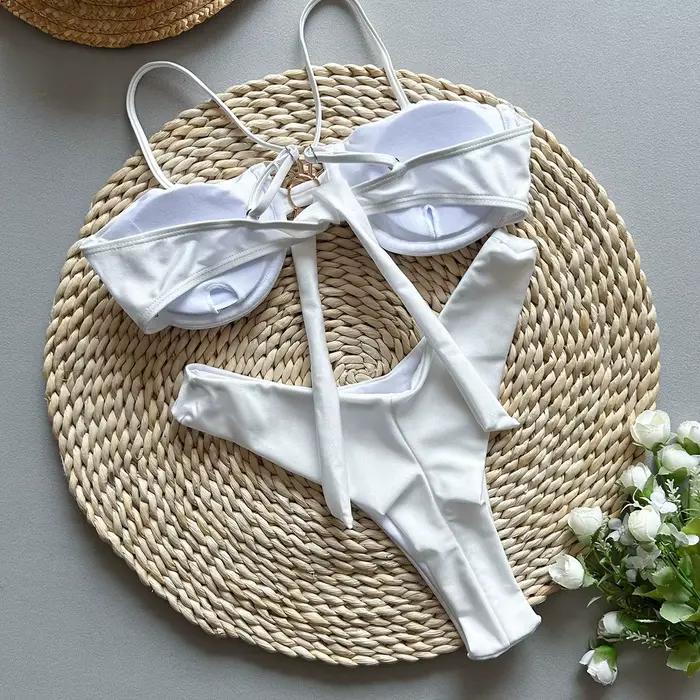 Ensemble de bikini sexy en métal orné