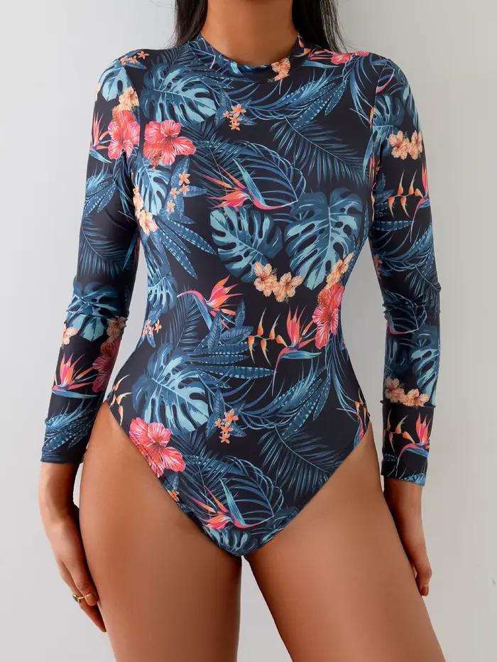 Maillot de bain une pièce à col haut