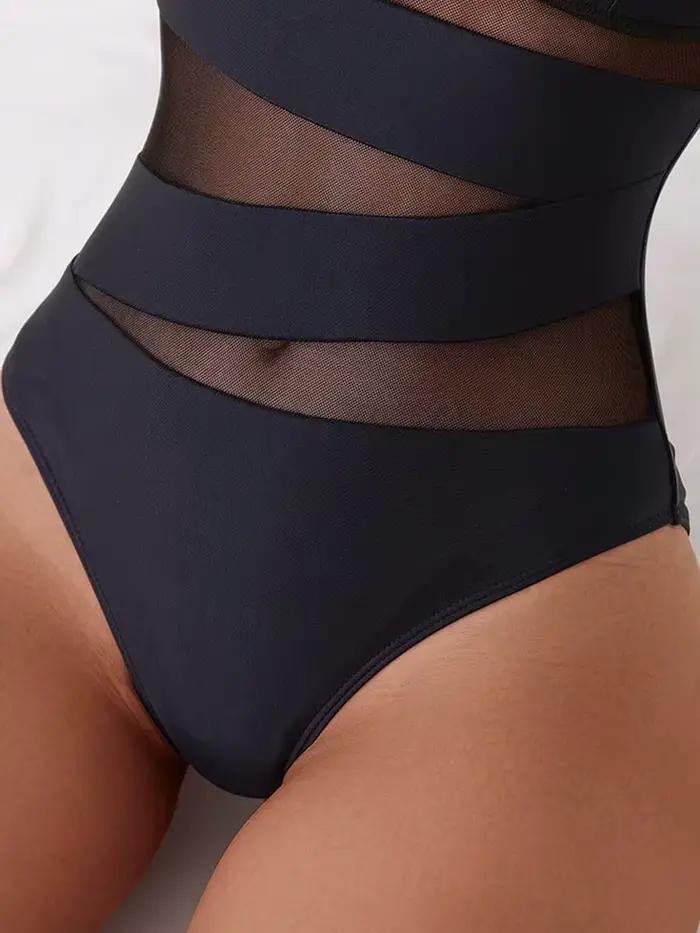 Maillot de bain une pièce noir