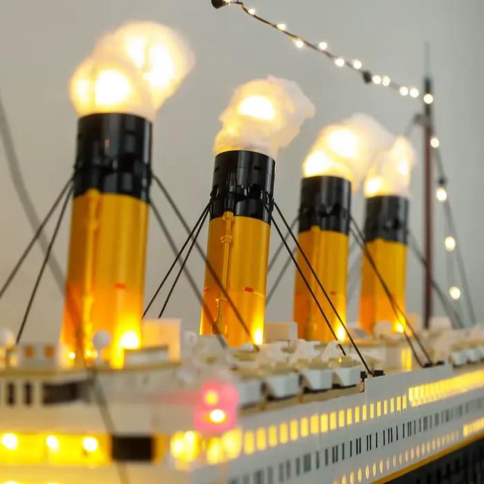 Ensemble de lumières LED pour bateau de croisière Royal Titanic créatif 10294, modèle de bateau de film classique, figurines à collectionner, briques sans bloc de construction