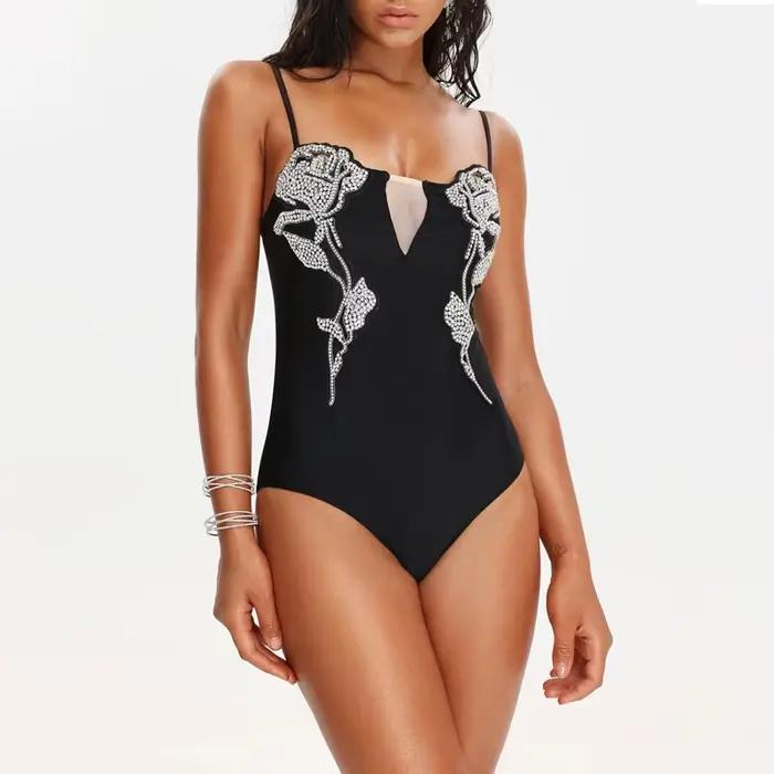 Maillot de bain une pièce sexy à motif floral et jupe