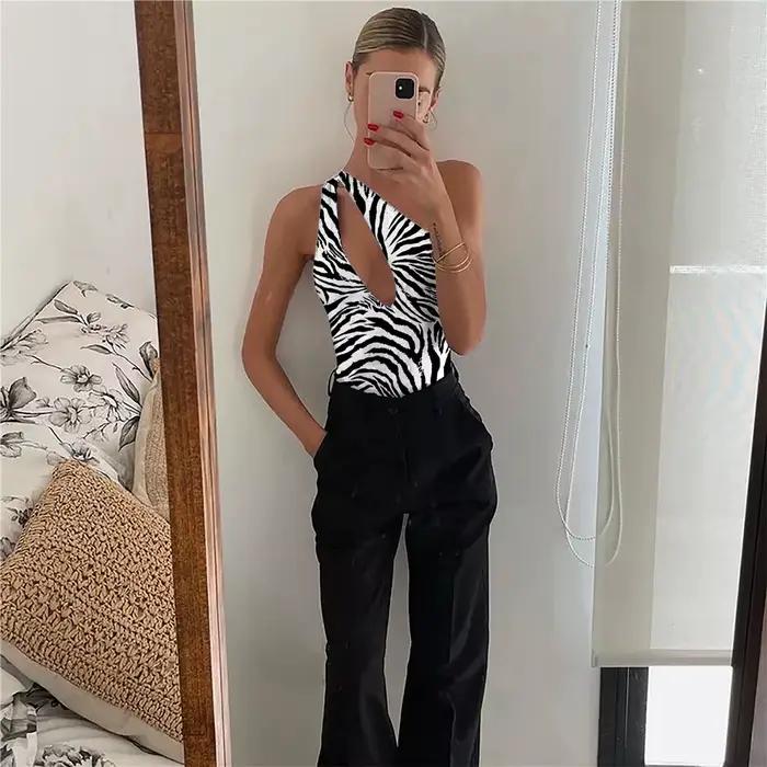 Maillot de bain une pièce évidé pour femme, monokini sexy, vêtement de plage push up, costume de batterie, motif floral, style une épaule, occasiонаs estivales