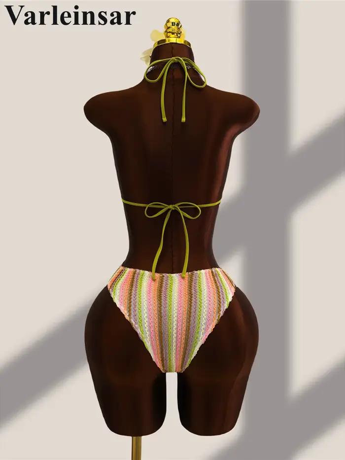 Maillot de bain une pièce coloré à rayures