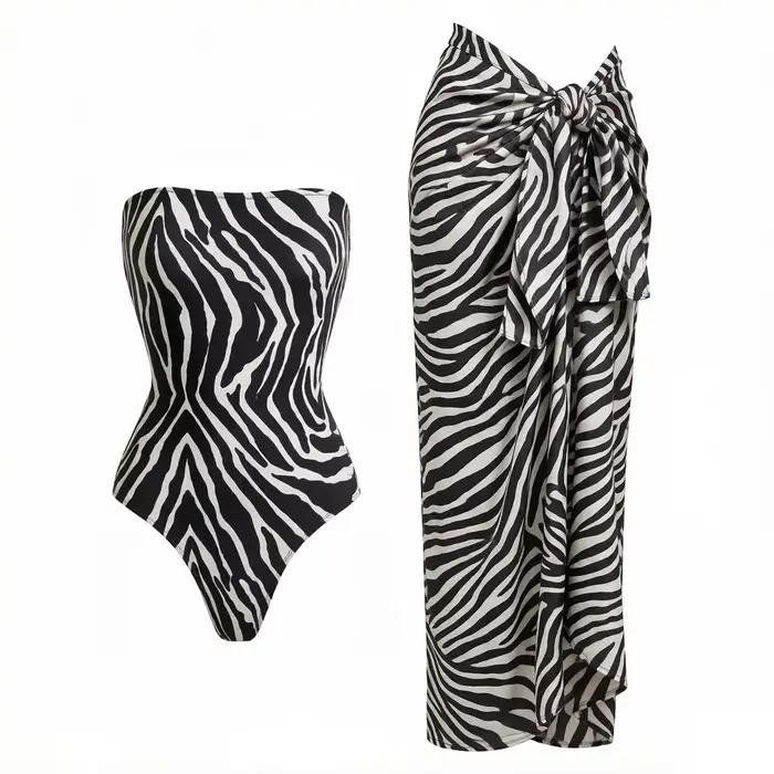 Maillot de bain imprimé zèbre et léopard