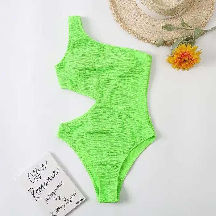 Maillot de bain à une pièce sexy avec détails découpés pour femmes, couleurs unies, nouveau design 2022泳池泳装女性一款泳衣设计性感裁剪细节女式泳装2022新款