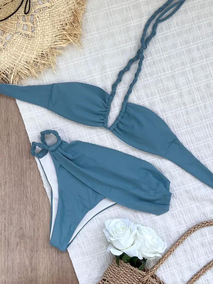2025 Nouvel ensemble bikini sexy bordeaux avec détails dorés - Haut bandeau avec bas coupe haute