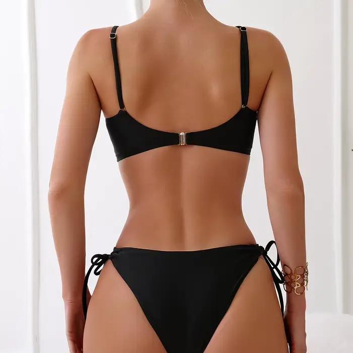 Maillot de bain noir deux pièces pour femmes
