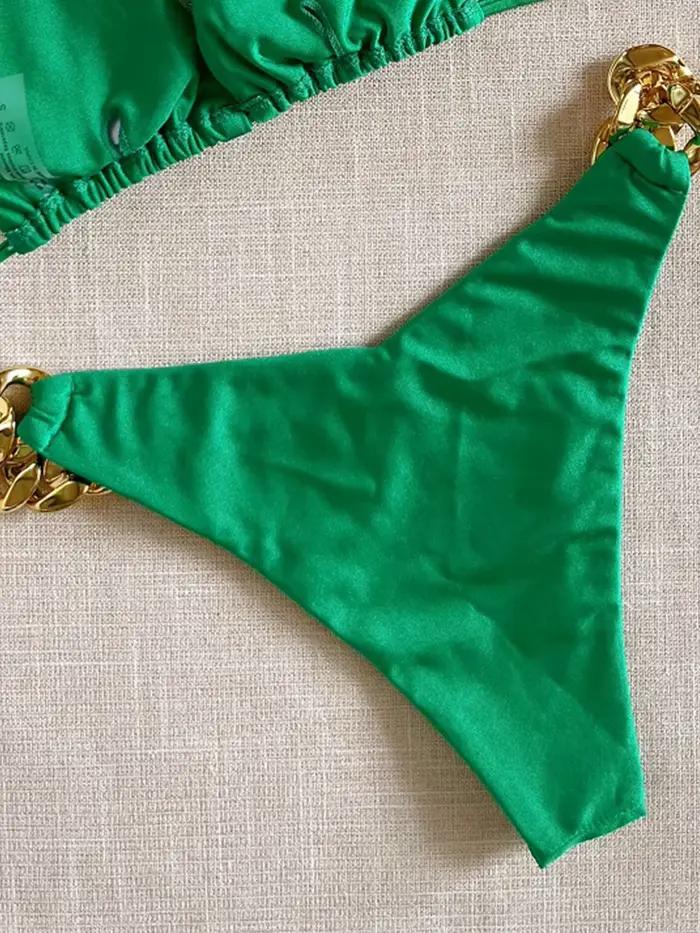 Nouveau Maillot de Bain Triangle Sexy 2026 Couleur Unie avec Chaîne Décorative Ensemble Bikini Fendu Tenue de Plage Brésilienne