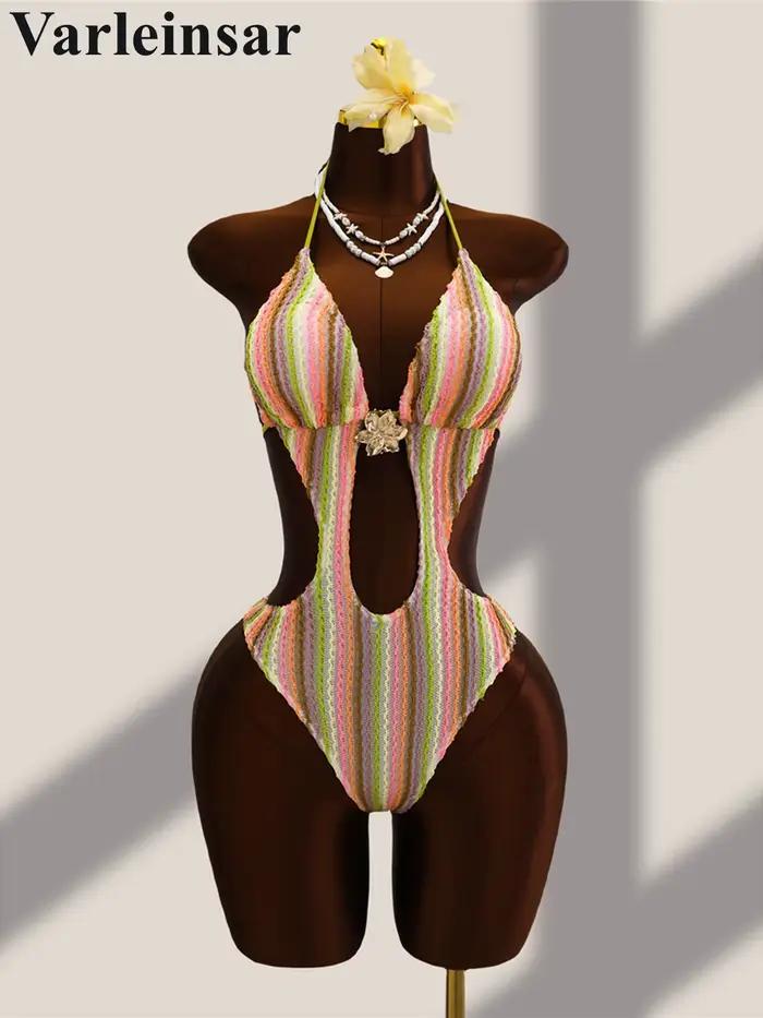 Maillot de bain une pièce coloré à rayures