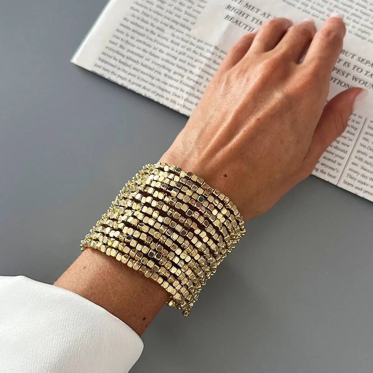 Bracelet large multicouche Vintage pour femmes, Punk CCB, chaîne de perles acryliques, accessoires d