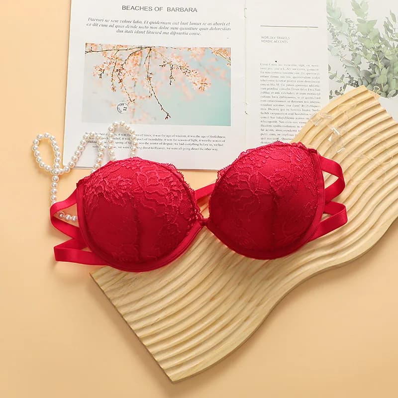 Rassemblez le soutien avec des sous-vêtements pour femmes à armatures, sangle d'épaule transparente,