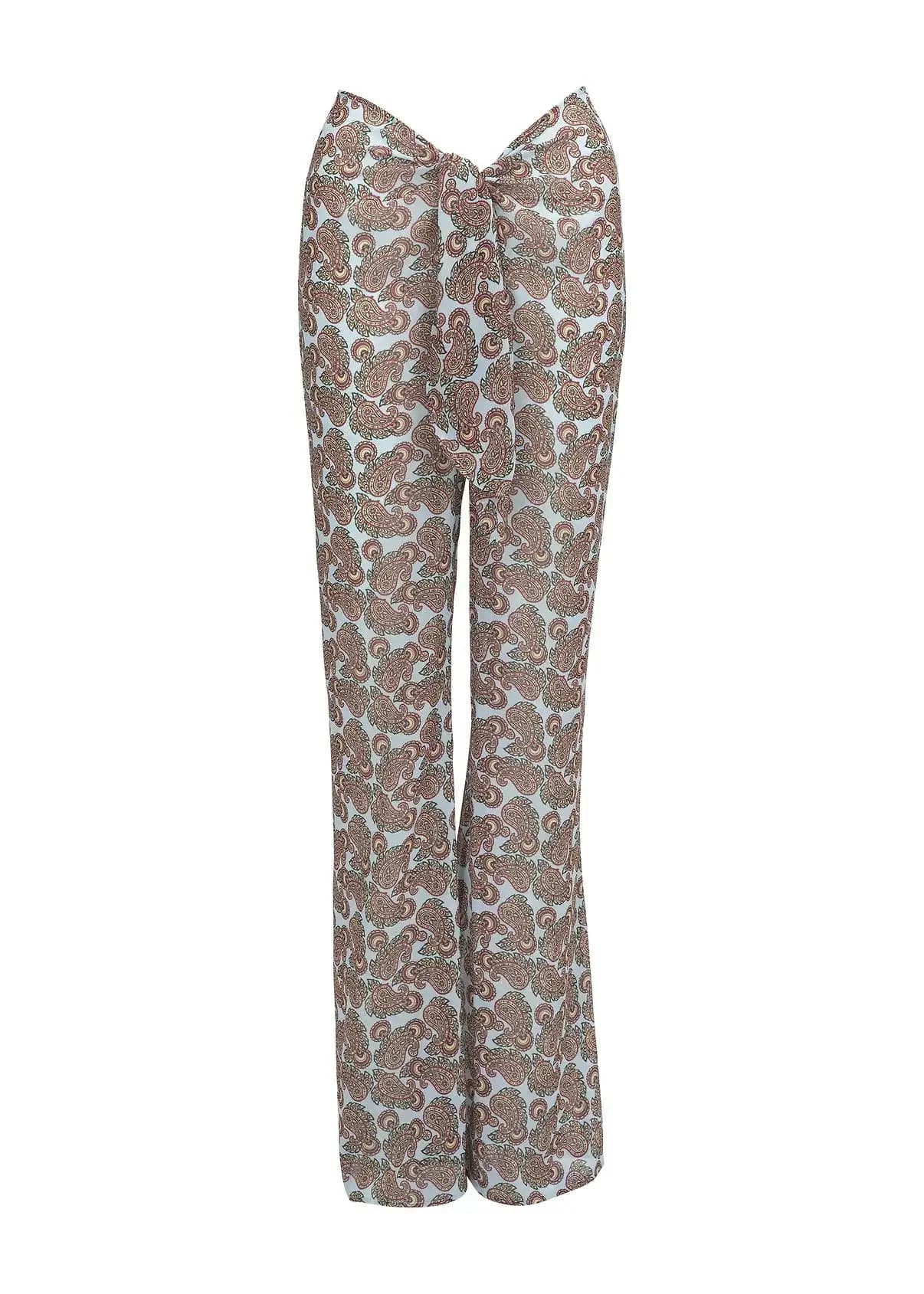 Ensemble de bikini bohème chic tendance 2026 avec motif cachemire unique, idéal pour la plage, les s