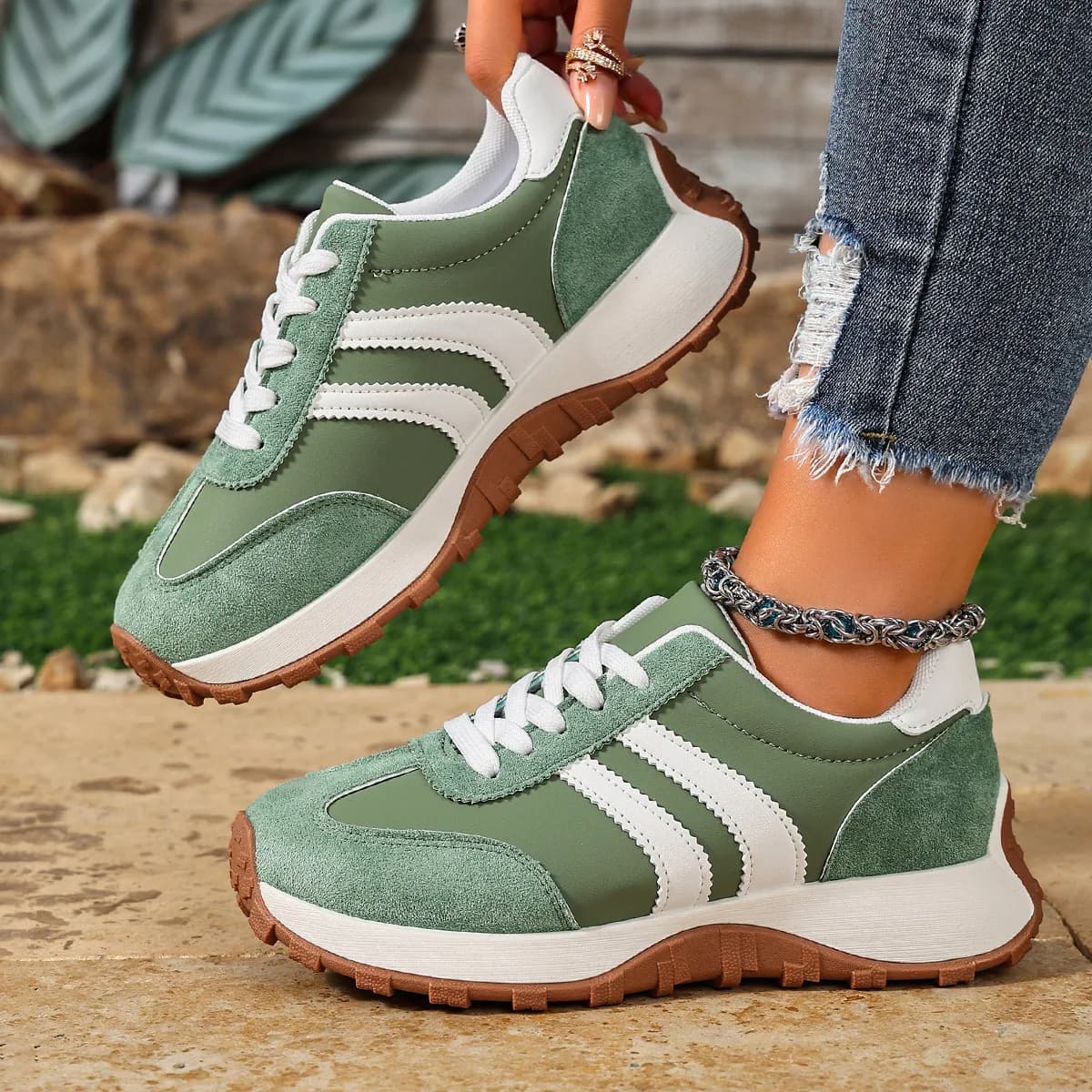 Nouvelles Chaussures de Course 2026 Grande Taille à Bandes Croisées et Blocs de Couleurs, Baskets de