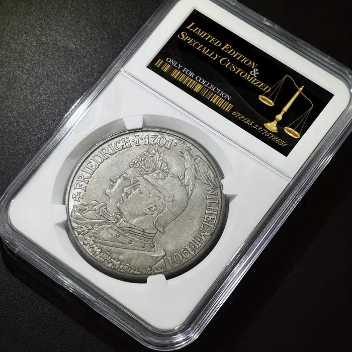 Boîte à double portrait allemande 1901 de prusse, avec une pièce antique/dorée, un insigne gravé ave