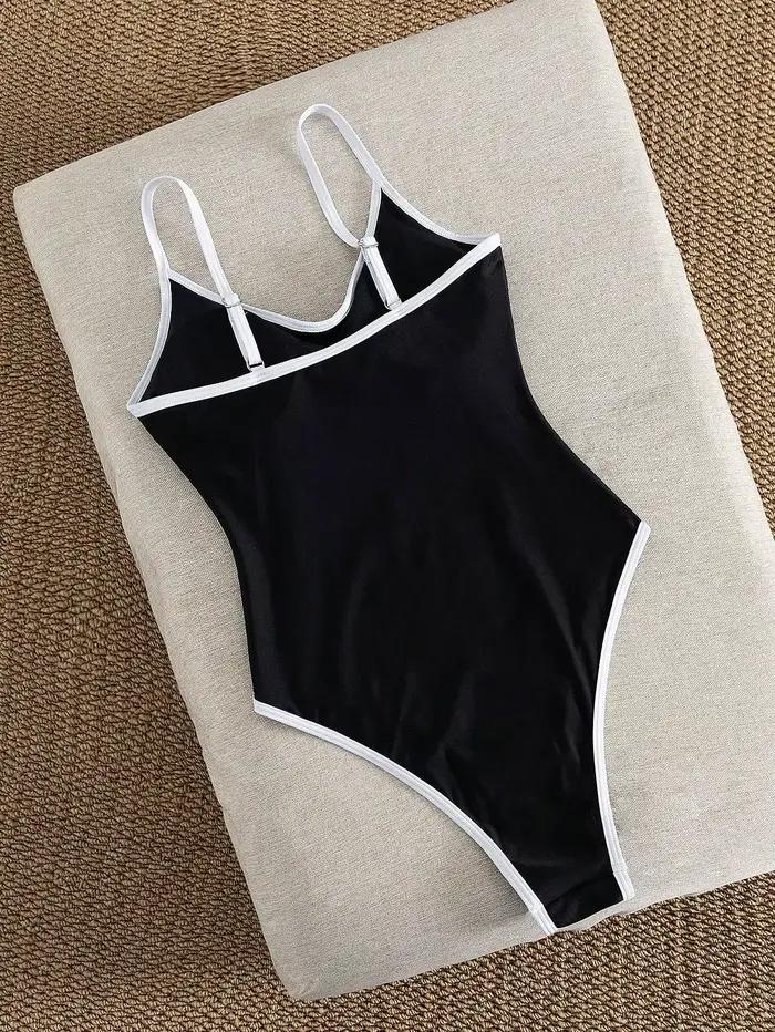 Maillot de bain une pièce noir pour femme avec bordure blanche