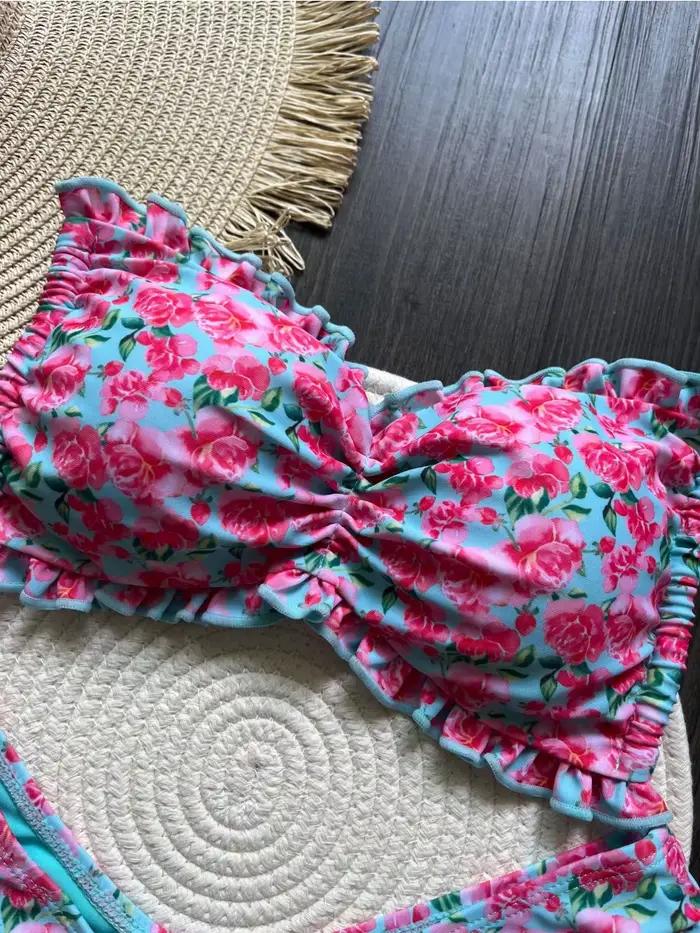 Maillot de bain 2 pièces imprimé fleuri à volants