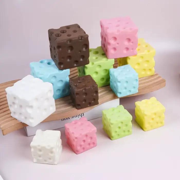 Jouet anti-stress en PU en forme de cube de fromage à presser, 5/7 cm, super doux, à récupération lente, réaliste, pour la relaxation des mains