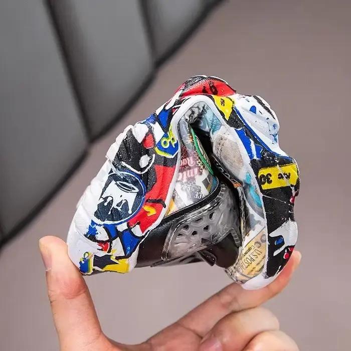 Taille 26-36 enfants sport baskets pour filles enfant dessin animé Graffiti modèle chaussures décontractées garçons basket-ball chaussure chaussures de sport