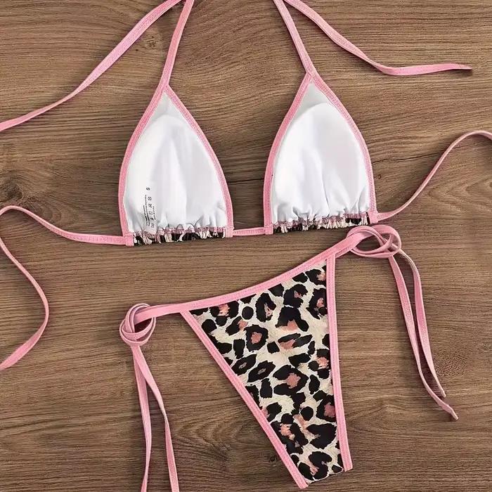 Ensemble de bikini triangle à imprimé léopard avec bordure contrastée