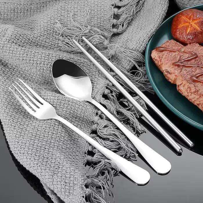 1 ensemble de vaisselle Portable en acier inoxydable, baguettes, cuillères, fourchettes, ensemble de deux/trois pièces avec boîte