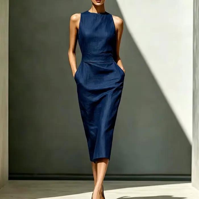 Robe longue fourreau bohème d'été sans manches taille haute pour femme, col rond, élégante, unie avec poches, idéale pour le bureau, le travail ou les soirées décontractées