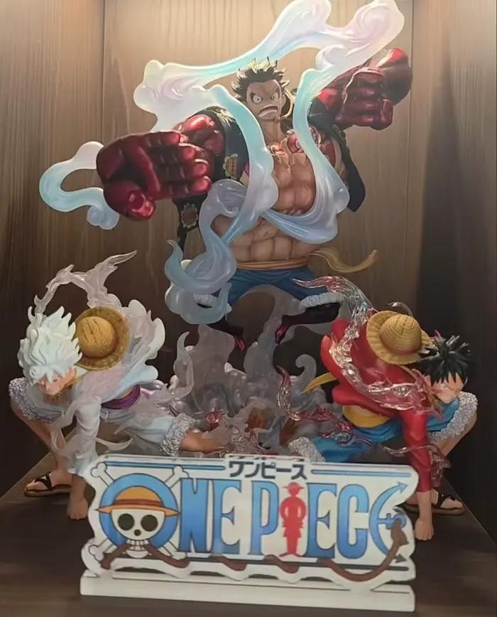 Figurines décoratives One Piece avec logo, fond blanc et noir, présentoir sur pied, jouets modèles, cadeau, 13 cm