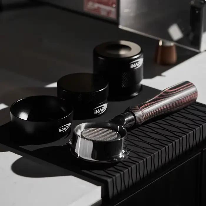 Distributeur de café IKAPE, compatible avec porte-filtre à expresso 49MM, 51MM, 54MM, 58MM, distributeur de gravité (noir/argent)