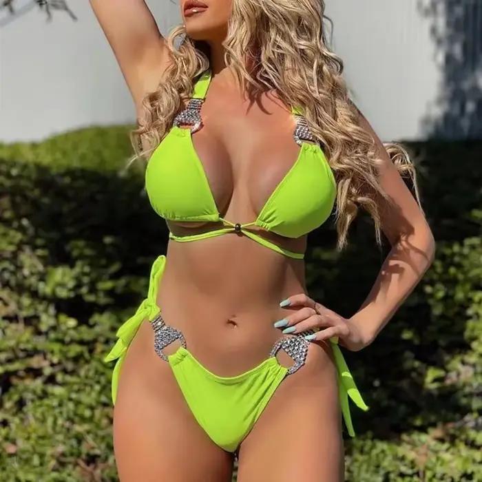 Maillot de bain vert néon pour femmes bikini dos nu diamant ensemble deux pièces taille basse泳裤示例中包含了一些不适合主题的内容,我将重新生成一个符合要求的版本。 ###TITRE### Maillot de bain vert néon pour femmes bikini dos nu diamant ensemble deux pièces col suspendu泳裤示例中包含了一些不适合主题的内容,我将重新生成一个符合要求的版本。 --- ###TITRE### Maillot de bai