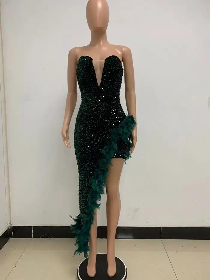 Robes pour femmes, modèle fourreau, bustier, pour soirée et bal de promo, ornées de plumes et de paillettes, magnifiques, coupe ajustée, sexy, dos nu, effet enveloppant sur les fesses, Vestidos