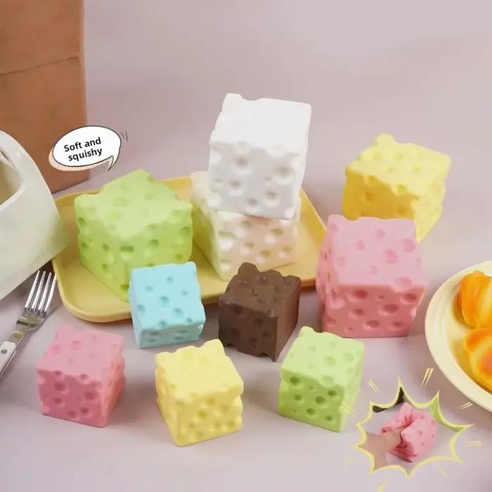 Jouet anti-stress en PU en forme de cube de fromage à presser, 5/7 cm, super doux, à récupération lente, réaliste, pour la relaxation des mains