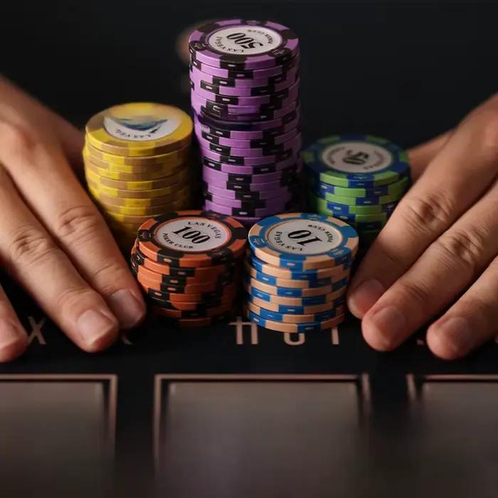 Jetons en plastique pour divertissements de casino, cartes de récompense, jetons de poker en argile spécialisés pour le Texas Hold'em et le Mahjong