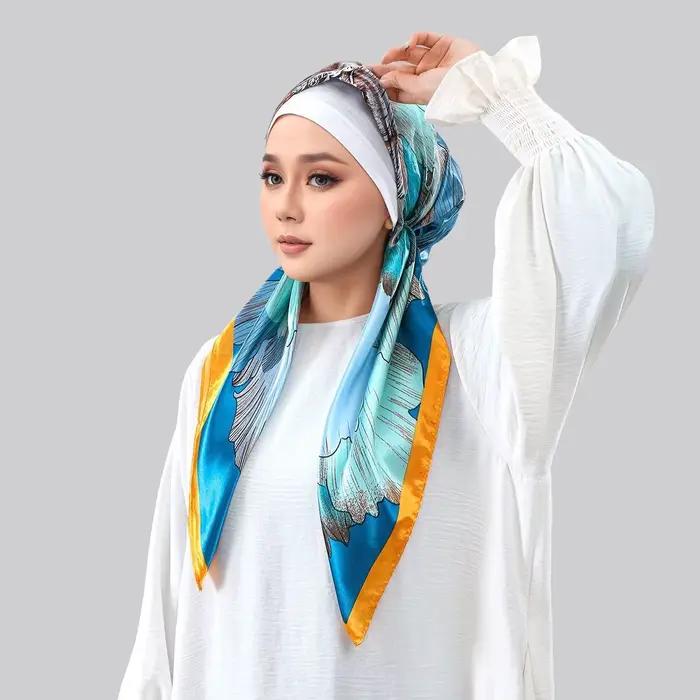 Hijab carré en satin de soie imprimé pour femme, foulard carré musulman tendance, châle antidérapant en satin de soie, couvre-chef 60*22cm