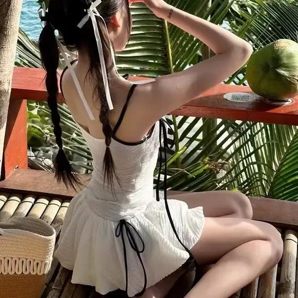 Maillot de bain une pièce camisole haut de gamme de style français pour femmes