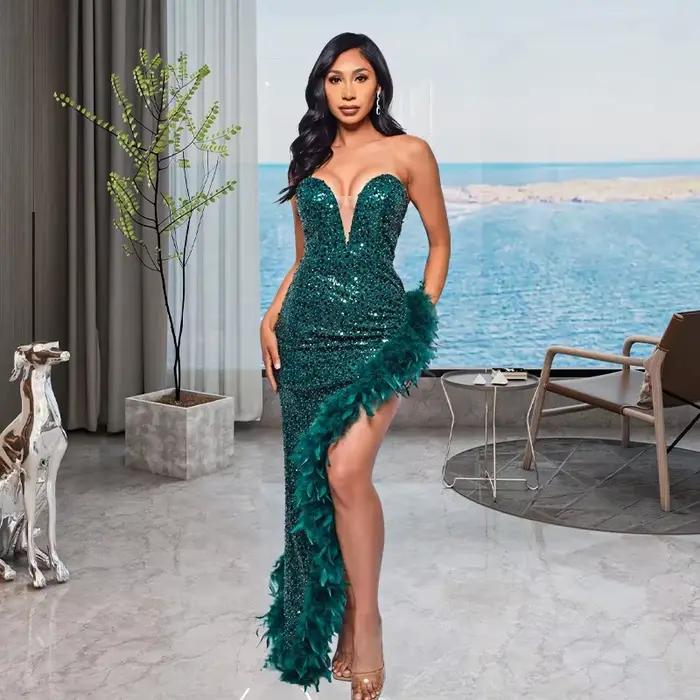 Robes pour femmes, modèle fourreau, bustier, pour soirée et bal de promo, ornées de plumes et de paillettes, magnifiques, coupe ajustée, sexy, dos nu, effet enveloppant sur les fesses, Vestidos