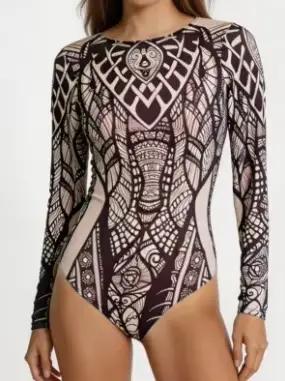 Maillot de bain une pièce russe 2026 avec soutien-gorge intégré et tissu en maille anti-UV