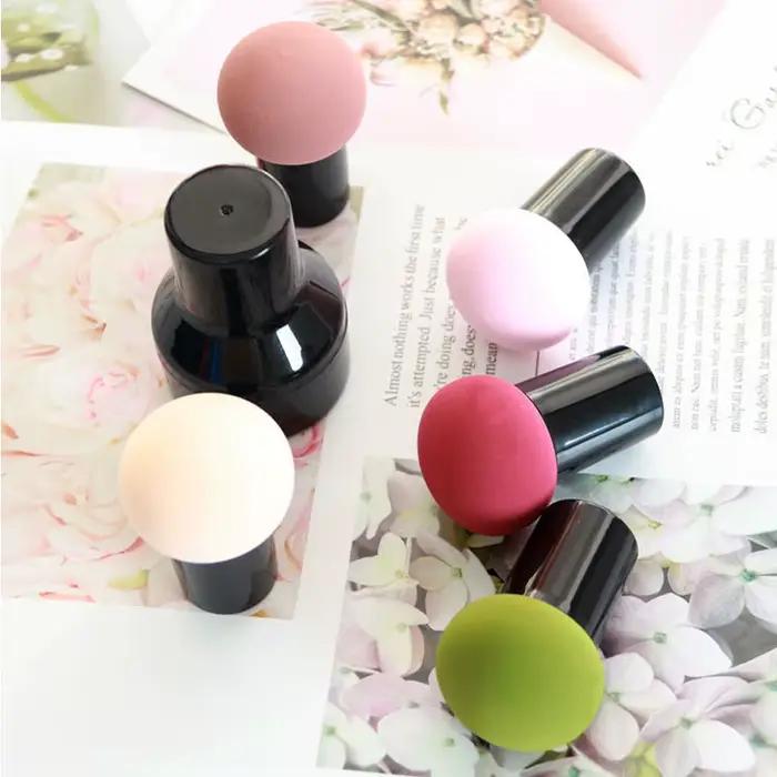 Éponge de maquillage en forme de champignon pour femme, houppette à poudre, éponge de fond de teint lisse, accessoires de beauté, vente en gros, nouveauté