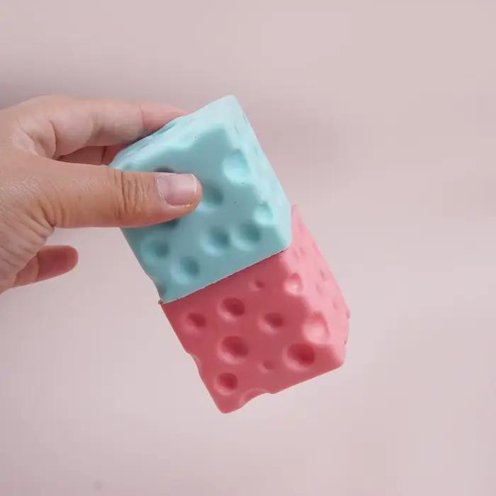 Jouet anti-stress en PU en forme de cube de fromage à presser, 5/7 cm, super doux, à récupération lente, réaliste, pour la relaxation des mains