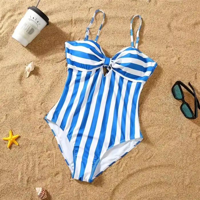 Maillot de bain une pièce à rayures pour la famille tenue de plage assortie bikini pour mère et fille short de bain pour père et fils été vacances mode décontractée polyester coton