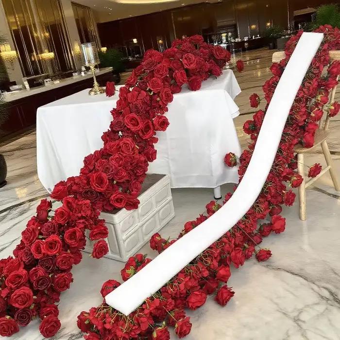 Rose Rose fleur artificielle rangée Long coureur rouge blanc Rose mariage toile de fond décor Arrangement Floral accessoires Table pièce maîtresse