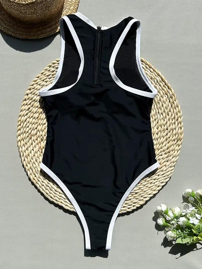 Maillot de bain une pièce à col haut pour femmes