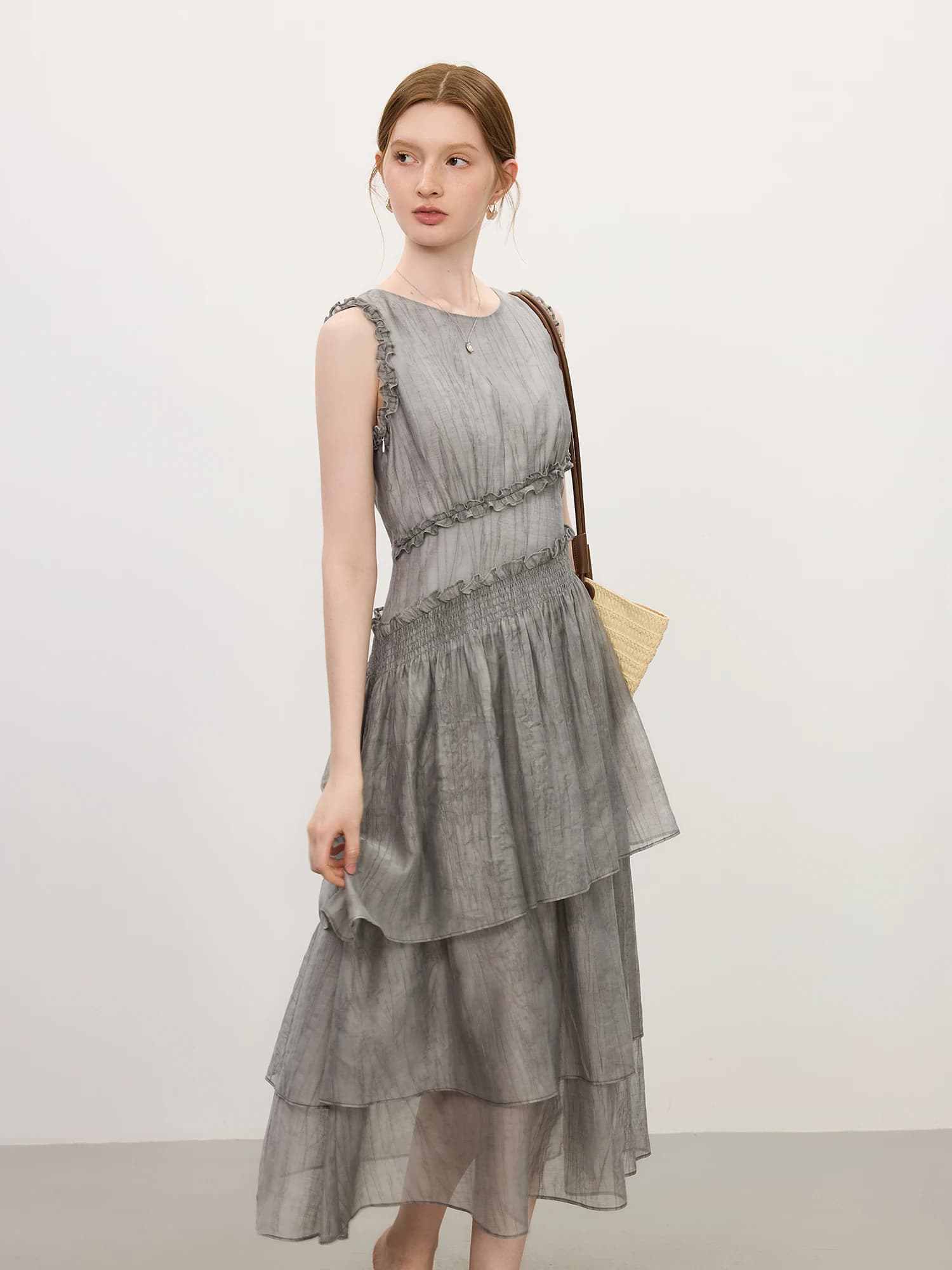  FSLE Summer 2025 Robe plissée texturée - Ourlet asymétrique fluide sans manches Resort au bureau S